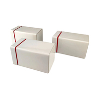 Boîte à thé en fer blanc givré blanc laiteux avec bord doré de style moderne pour l'emballage du thé