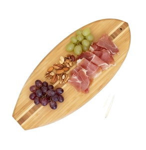 Planche à découper bambou avec lil' surfeur planche de surf pour viande dinde légumes planche de surf en forme de planche à découper en bambou - Product Image 1