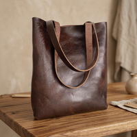 Tas Selempang Wanita BS INTERNATIONAL Kulit Domba Kambing Asli, Model Clutch Kasual, Penutup Ritsleting, Tali Selempang, Dapat Disesuaikan, Ukuran Besar