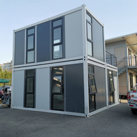 Casa Contenedor Modular Prefabricada en China con Paneles Sándwich de Acero, 3 Dormitorios y Diseño Transpirable para Uso Escolar y Comercial