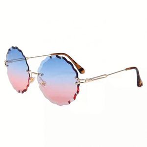 Gafas de Sol Redondas de Metal con Logotipo Personalizado, Gafas de Sol con Degradado de Color para Mujer, Gafas de Sol sin Montura con Forma de Flor para Mujer - Product Image 4