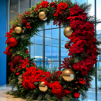 Guirlande de Noël artificielle surdimensionnée, rouge, avec poinsettias, cônes de pin et boules dorées, luxe, taille personnalisée, intérieur/extérieur, hall d'hôtel, entrée