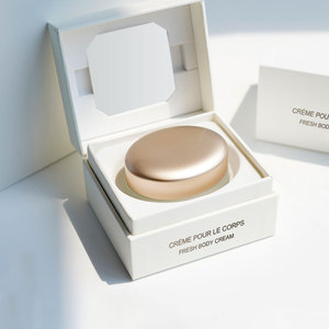 Loción <span class=keywords><strong>Corporal</strong></span> Humectante y Blanqueadora con Colágeno para <span class=keywords><strong>Piel</strong></span> Oscura, con Perfume e Ingredientes Premium - Product Image 2