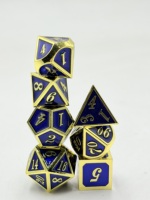 Ensemble de dés polyédriques en métal écologique, émail noir, bordure dorée, dés DND, 7 pièces, dés de jeu de table RPG, logo personnalisé, poids équilibré