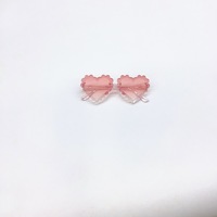 Vente en gros de lunettes de soleil mode pour tout-petits en forme de cœur jolies lunettes pour bébés filles et enfants couleur bonbon lunettes de soleil en forme de cœur