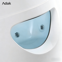 Baignoire triangulaire autoportante en acrylique avec massage par air et bain à remous, design moderne blanc pour usage intérieur
