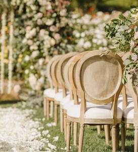 Chaise de <span class=keywords><strong>salle</strong></span> à manger de <span class=keywords><strong>mariage</strong></span> en bois du roi Louis XV Bistro en bois massif pour événements de ferme antique française - Product Image 4