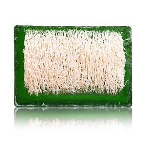 Savon de bain blanchissant au meilleur <span class=keywords><strong>prix</strong></span> à la luffa, à l'arbre à thé, à l'acide hyaluronique, à la cerise, à la rose, au miel, aux vitamines E et C pour éliminer les taches brunes et l'acné - Product Image 3