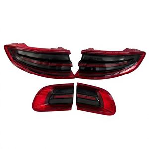 Luces Traseras LED Negras Ahumadas Originales Usadas para Porsche Macan 95B 2015-2018 2.0T S GTS Turbo, Conjunto <span class=keywords><strong>de</strong></span> Luces Traseras - Product Image 1