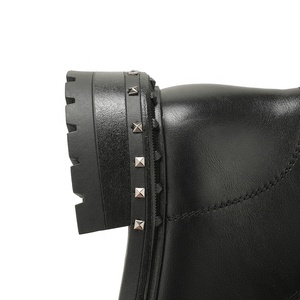 <span class=keywords><strong>Bottines</strong></span> <span class=keywords><strong>Chelsea</strong></span> rétro noires cloutées pour <span class=keywords><strong>femme</strong></span> Moncheer, avec fermeture éclair avant, semelle épaisse, style motard, design coréen, automne-été - Product Image 6