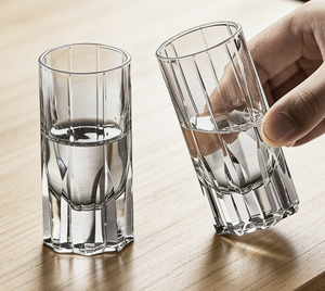 Verre à shot classique gravé en cristal sans plomb de 30 ml, à base épaisse, pour <span class=keywords><strong>Tequila</strong></span> et Whisky, à rayures verticales - Product Image 2