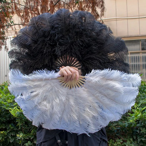 Oferta Económica de Hermosos Abanicos de Plumas de <span class=keywords><strong>Avestruz</strong></span> Grandes y Esponjosas Teñidas de Colores para Baile y Decoración de Actuaciones de Carnaval - Product Image 1