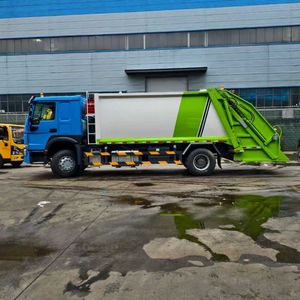 <span class=keywords><strong>Camion</strong></span> compacteur de déchets Howo 4x2 4000L à chargement arrière, <span class=keywords><strong>camion</strong></span> <span class=keywords><strong>poubelle</strong></span> d'<span class=keywords><strong>occasion</strong></span> - Product Image 3