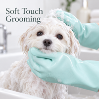 Gant de toilettage pour animaux de compagnie en silicone personnalisé avec poils sur la paume, design à cinq doigts pour le bain des chiens, l'élimination des poils lâches et le nettoyage des pattes