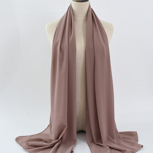Bufanda chal de Chifón con burbujas personalizada de alta calidad, envolturas largas de Color sólido para mujer, Hijabs musulmanes de verano con logotipo personalizado - Product Image 5