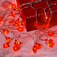 Hartvormige plastic LED-lichtslingers, romantische hartdecoratieverlichting voor Valentijnsdag, bruiloft, feest en sfeervolle decoratie thuis