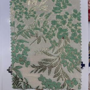 Tela Brocada Jacquard Metálica 100% Poliéster con Patrón Bordado para <span class=keywords><strong>Prendas</strong></span> <span class=keywords><strong>de</strong></span> Niños <span class=keywords><strong>y</strong></span> Niñas - Product Image 2