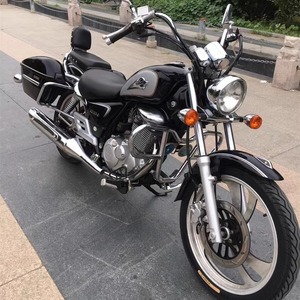 Motocicleta <span class=keywords><strong>Usada</strong></span> Haojue <span class=keywords><strong>Suzuki</strong></span> 150CC Storm Prince EFI Yueku Heavenly King V Cilindro 150cc Retro Earth Eagle King Vintage - Product Image 2