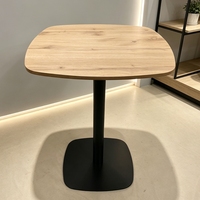 Table Ronde Élégante pour Café, Restaurant, Usage Domestique, Belle Table avec Plateau en Bois Grainé et Base en Métal Gain de Place, Table Bistro