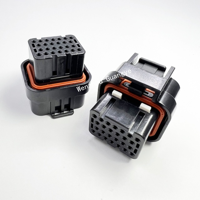 26 Pin (4 Slots) Auto ECU Housing TE Connectivity AMP Male Wire Connector Car Superseal Electrical Connector 3-1437290-8