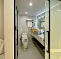 KT Luxury Space Capsule Maison préfabriquée Villa personnalisée Maison moderne pour hôtel appartement ou chambre à coucher Portable Sun Room