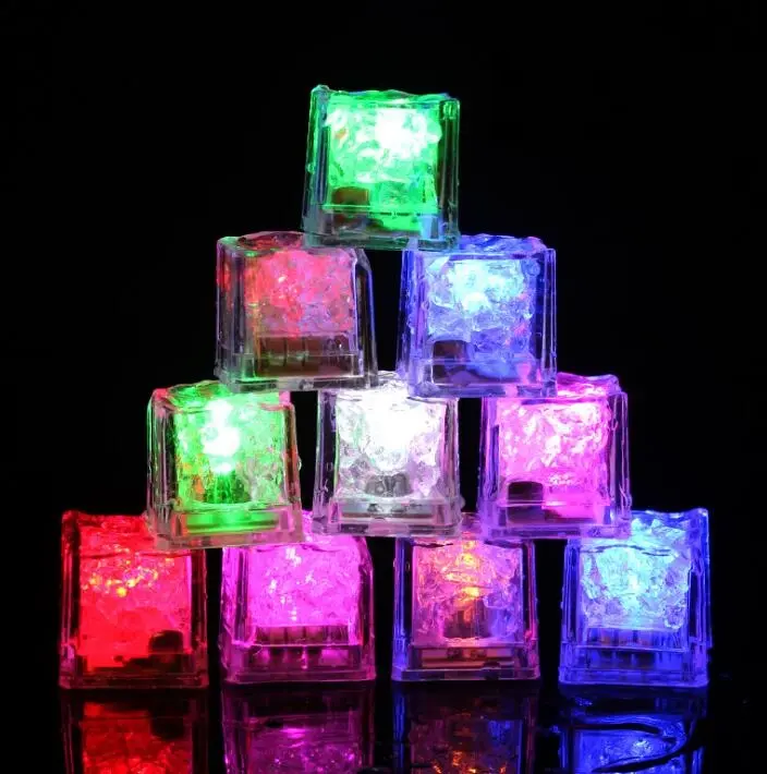 Flashing Glow Cup Sensor Light / Color Changing LED Ice Cubes / Bar Wedding Party Decoration
