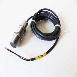 BES-315-326-BO-C-PU-03 Baru Asli Siap Gudang Pengontrol Pemrograman PLC Otomasi Industri - Product Image 1