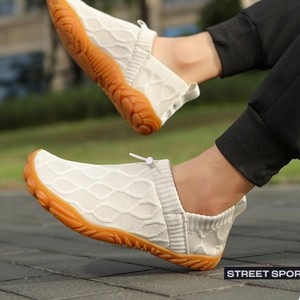 Nuevos Zapatos Deportivos Unisex Ligeros con Suela Blanda, de Color Sólido, Versátiles, Transpirables, de Malla Alta para Primavera, para Correr, con Drop Cero y Diseño Ancho para Pies Descalzos - Product Image 3