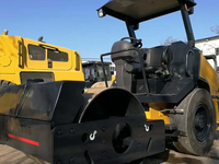Matériel de construction d'infrastructure de petite taille fiable, mini-compacteur vibrant LTS204H de 3,5 tonnes pour le compactage sur site