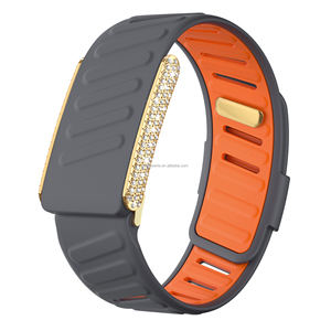 Bracelet en silicone de luxe Handodo avec diamants brillants pour WHOOP 5.0, style Scrunchie, avec boucle auto-agrippante, résistant à la transpiration, en caoutchouc souple pour femmes - Product Image 6
