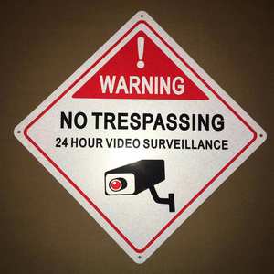 لوحة معدنية تحذيرية مطبوعة حسب الطلب، ممنوع وقوف السيارات، ممر السيارات مغلق على مدار 24 ساعة، للطرق والشوارع وحركة المرور - Product Image 3