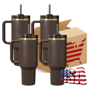 Gobelet isotherme à double paroi en acier inoxydable avec logo personnalisé, finition chocolat brun foncé et doré, H2.0, 30oz 40oz, avec poignée et paille - Product Image 1
