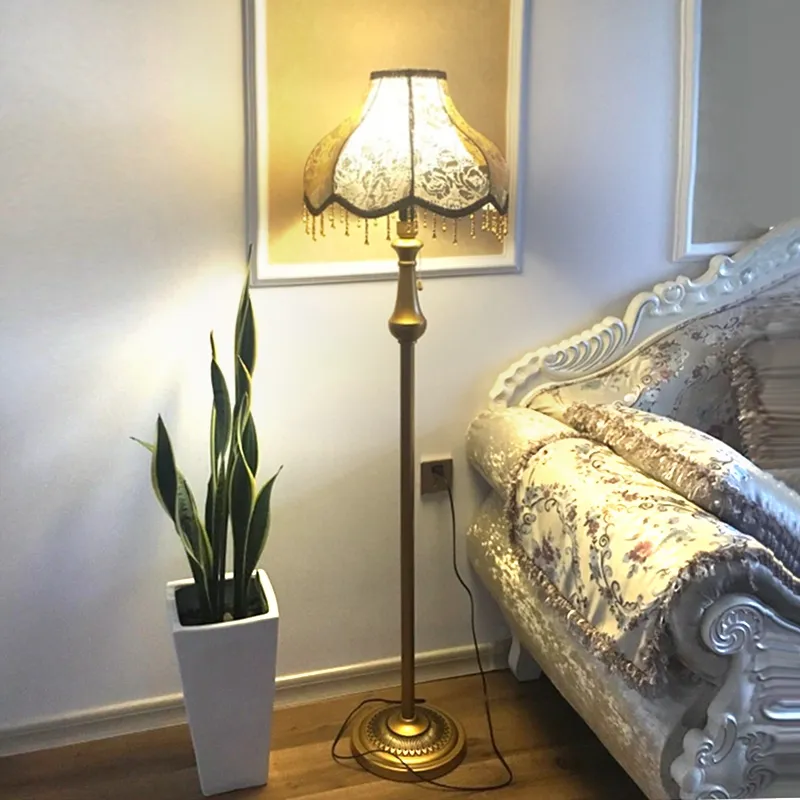 American simple living room bedroom retro sofa light luxury vertical advanced sense intelligent bedside floor lamp