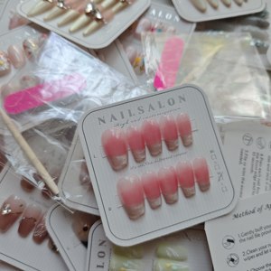 Caja Sorpresa Directa <span class=keywords><strong>de</strong></span> Fábrica, Diseño Aleatorio, Uñas Acrílicas Pre-Diseñadas en Forma Cuadrada/Almendrada para Aplicación en Dedos - ¡Oferta con Descuento! - Product Image 1