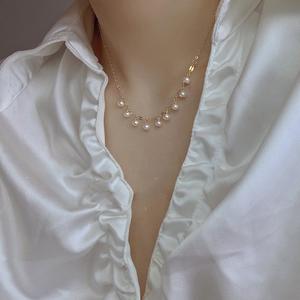 Collar de Perlas de Agua Dulce Naturales de Alta Calidad, Elegante y Minimalista, Cadena de Oro de 18K para un Estilo Diario - Product Image 1