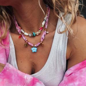 Collier coloré anti-ternissement style Bohème avec pendentif cœur en coquillage et acier inoxydable pour femmes et jeunes filles - Product Image 2