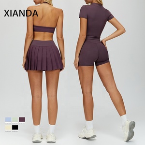 XIANDA OEM Set Sportivo da Donna Personalizzabile con Logo, Mezza Zip, Manica Corta, Pantaloncini da Yoga, 2 Pezzi, Taglie Forti, Abbigliamento Sportivo - Product Image 1