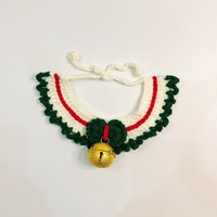 Collier de Noël en gros pour animaux de compagnie (chats et chiens) – Ornement en peluche étoile avec clochette de Père Noël, ruban et nœud, en laine tricotée, chaud et décoratif pour l'hiver – Accessoire pour animaux de compagnie