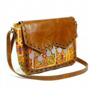 Sac à main en tissu tribal Banjara pour fille, sac à bandoulière en cuir pour fille - Product Image 1