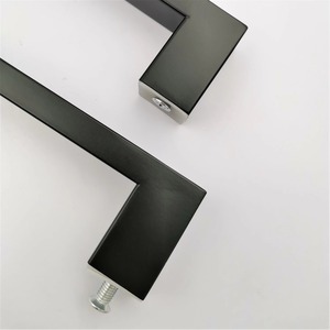 Maniglia a tirante <span class=keywords><strong>piatta</strong></span> moderna in <span class=keywords><strong>acciaio</strong></span> inossidabile nero opaco a tubo quadrato, singola o doppia faccia, per porte in legno commerciali - Product Image 2