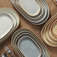Assiettes en céramique de style japonais, plats de service, grands plateaux - Vente en gros de vaisselle en céramique pour usage commercial et domestique.