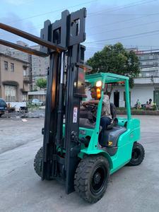Original Paint <b>Used</b> Mitsubishi FD30 Forklift Japan Import Low Hour Ready To Work - Product Image 3