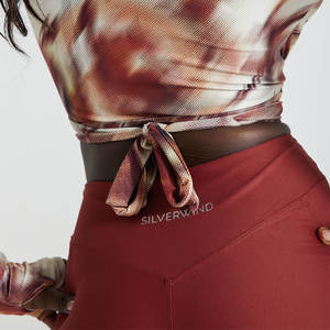 Ensemble de yoga enveloppant à manches longues personnalisable avec pantalon évasé à taille haute pour vêtements de sport OEM pour salle de sport et fitness - Product Image 6