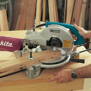 เลื่อยตัดองศา Makita LS1030NN ขนาด 255-260 มม. 4600 รอบต่อนาที 1650 วัตต์ เลื่อยไฟฟ้าสำหรับมืออาชีพ - Product Image 3