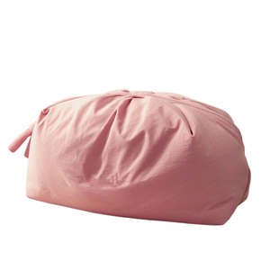 Pochette de maquillage chic personnalisée, légère, grande capacité, en nylon type guimauve, surdimensionnée - Product Image 5