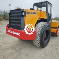 Rouleau compresseur hydraulique vibrant d'occasion DYNAPAC CA301D 13 tonnes à haute efficacité avec moteur Deutz 80 kW 2022 pour la construction routière