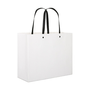 Bolsa de Regalo de Lujo Simple con Diseño de Cuerda Plana de Diez Hilos, Embalaje de Cartón Biodegradable con Impresión de Logotipo en Lámina Offset - Product Image 5