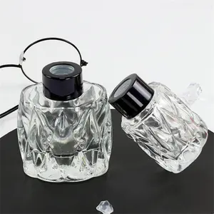 Wholesale home empty diffusion aroma fragrance luxury clear reed diffuser bottle 50 ml with lids