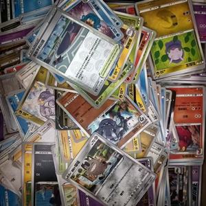 Caja de Sobres Premium PKM TCG <span class=keywords><strong>Evolving</strong></span> <span class=keywords><strong>Skies</strong></span>, Versión en Inglés, Tarjetas Coleccionables Raras Holo VMAX GX EX, Juego de Cartas Intercambiables para Niños - Product Image 3