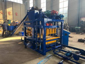 Máquina para Hacer Bloques Huecos de 6 Pulgadas, Precio de la Máquina Automática para Hacer Ladrillos y Bloques de Cemento y Concreto KAIDONG QT4-25 - Product Image 3